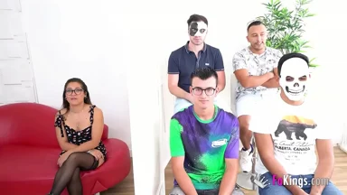 Một Ngày Trong Phim Khiêu Dâm: Beth Choy Muốn Làm Sao Khiêu Dâm Đĩ Thõa Một Ngày!