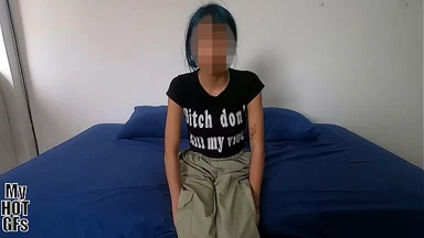 Bây giờ tôi đủ tuổi! Đụ tôi mạnh mẽ đi!