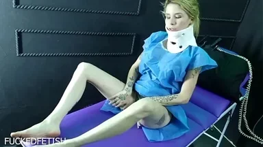 Ashlee Rose: Y tá quyến rũ và quan hệ oral nóng bỏng