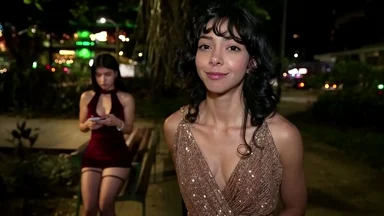 Gặp họ ở công viên rồi đụ tung