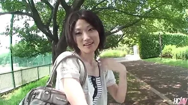 Cô nàng Nhật Mizuki làm anh ta đổ đầy lồn bằng tinh dịch