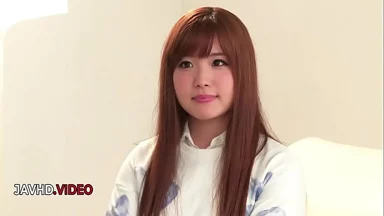 Arisa Ando, cô gái Nhật Bản gợi cảm, thực hiện cú blowjob đầy đam mê quyến rũ