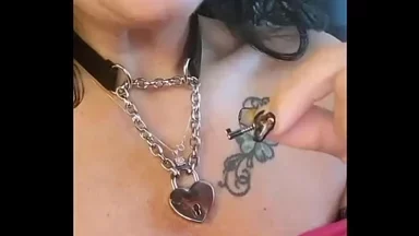 Bạn có chìa khóa mở ra khoái lạc không? Chúc mừng thứ Sáu đầu tiên nóng bỏng của 2022, một năm đầy những cơn cực khoái bùng nổ!