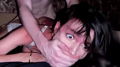 Em gái bị địt lồn mạnh bạo - TELARI LOVE