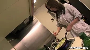 Người phụ nữ trưởng thành Nhật Bản Mirei Yokoyama bị bắt quả tang, không kiểm duyệt