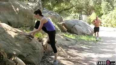 Bà mẹ gợi cảm địt với chồng cũ và chồng mới trong cuộc tình ba người bẩn thỉu